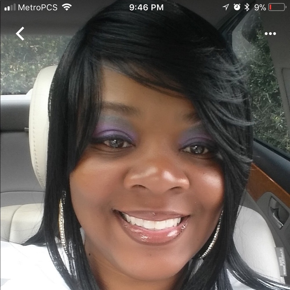Meet your Posher, Yulisa